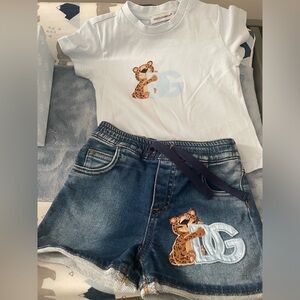 DG outfit 6 months worn once